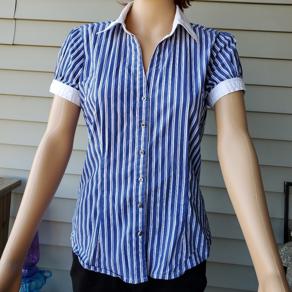 Blue & White, button polo - Picture 1 of 8